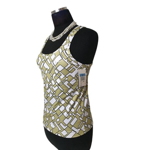 Nike Women's Tank Medium Build in Sports Bra Layered Workout Top Large NWT - Picture 3 of 10